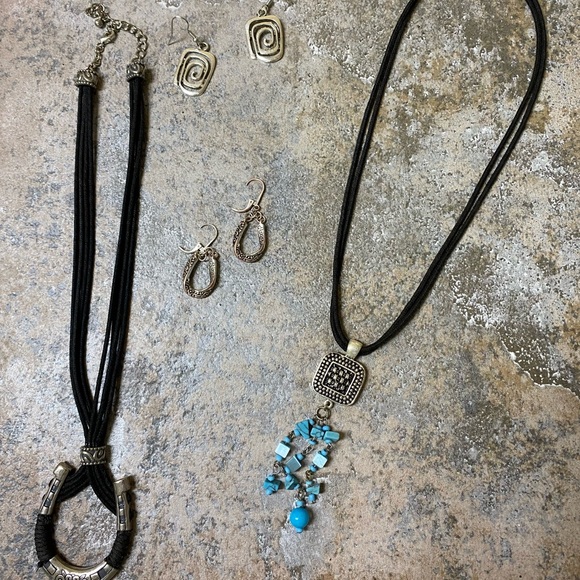 Jewelry For Less - Picture 5 of 15